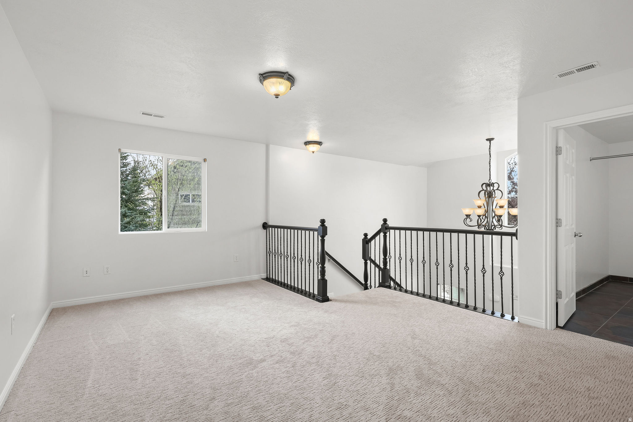 EAGLE CREST NO 1 AT SUNCREST - Residential