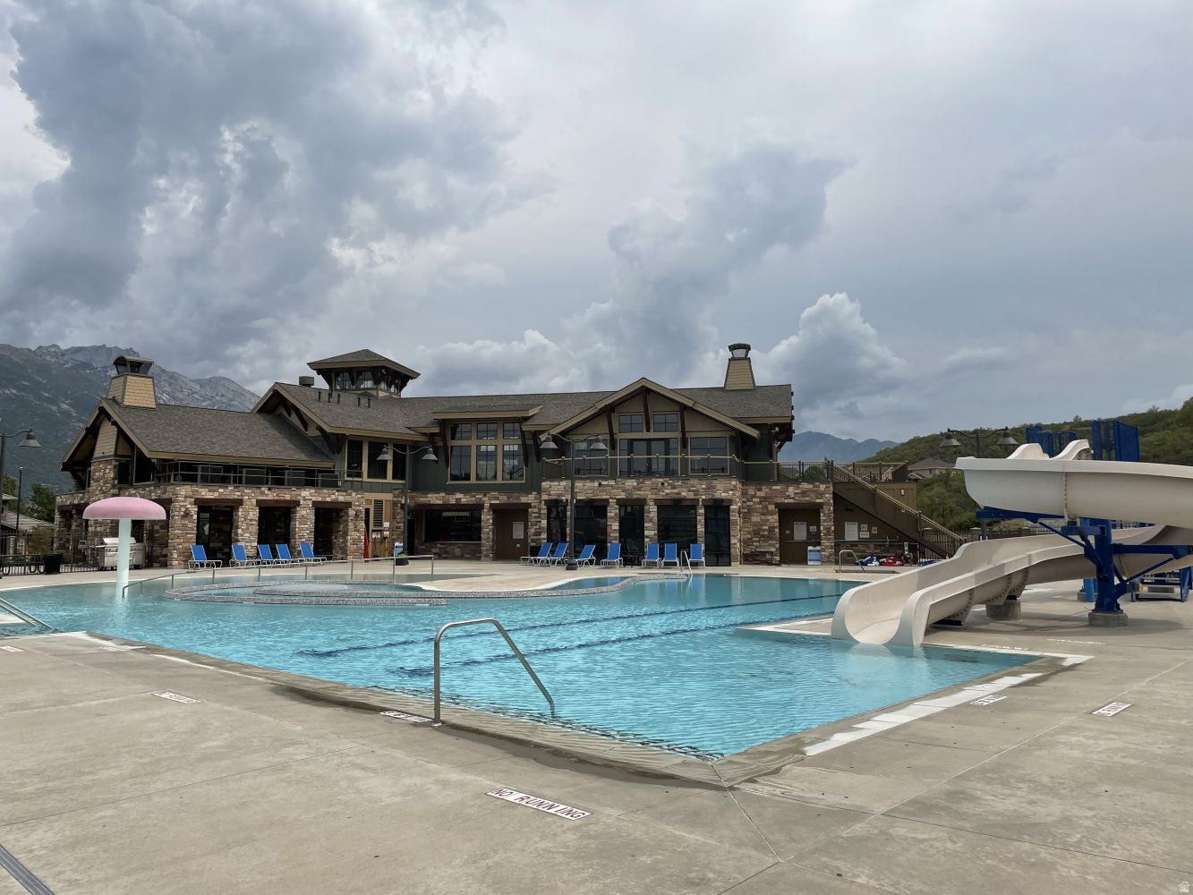 EAGLE CREST NO 1 AT SUNCREST - Residential