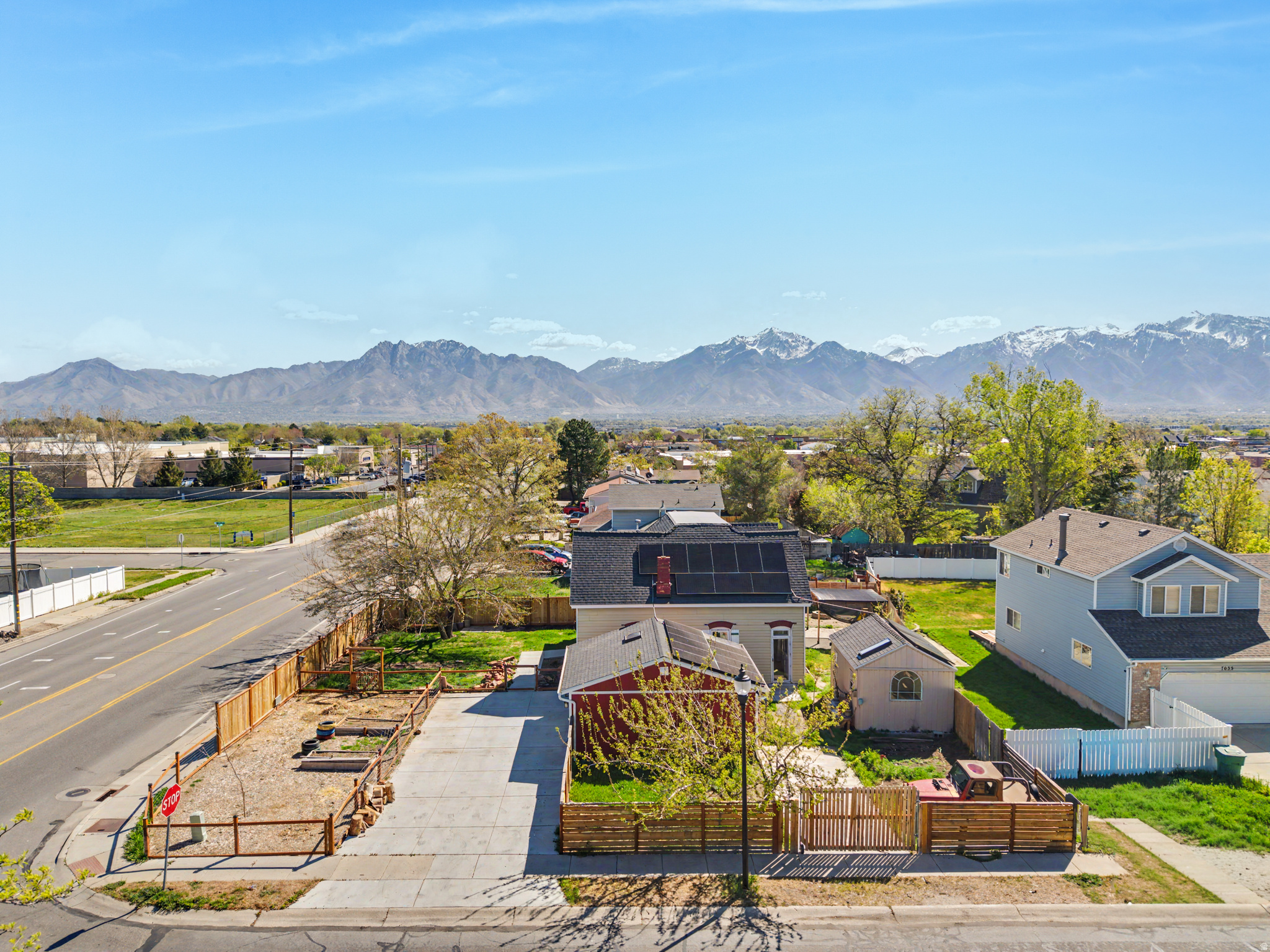 MEADOWS - Residential