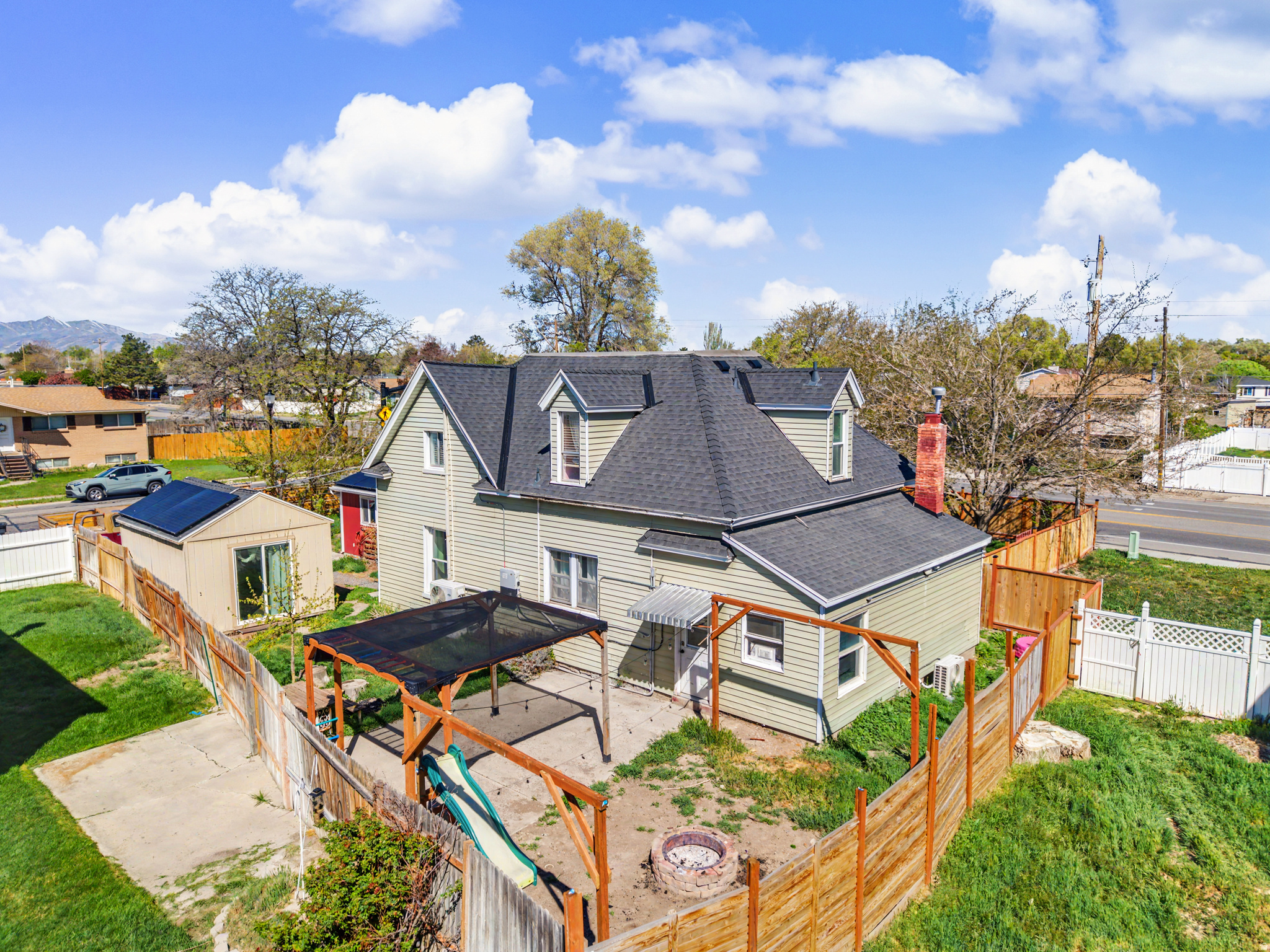 MEADOWS - Residential