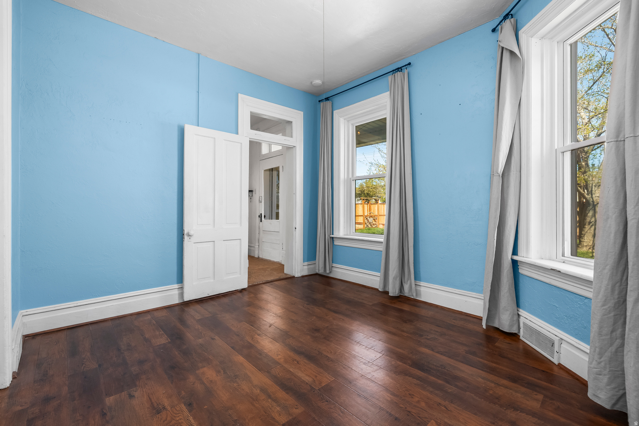 MEADOWS - Residential