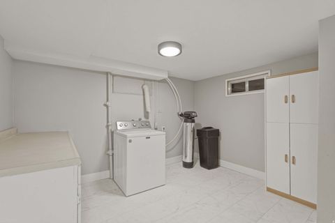 Tiny photo for 403 HIGHLAND DR, Ogden, UT 84405 (MLS # 2138572)