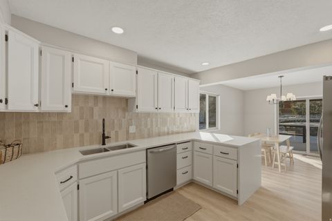 Tiny photo for 403 HIGHLAND DR, Ogden, UT 84405 (MLS # 2138572)