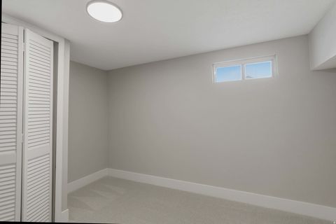 Tiny photo for 403 HIGHLAND DR, Ogden, UT 84405 (MLS # 2138572)