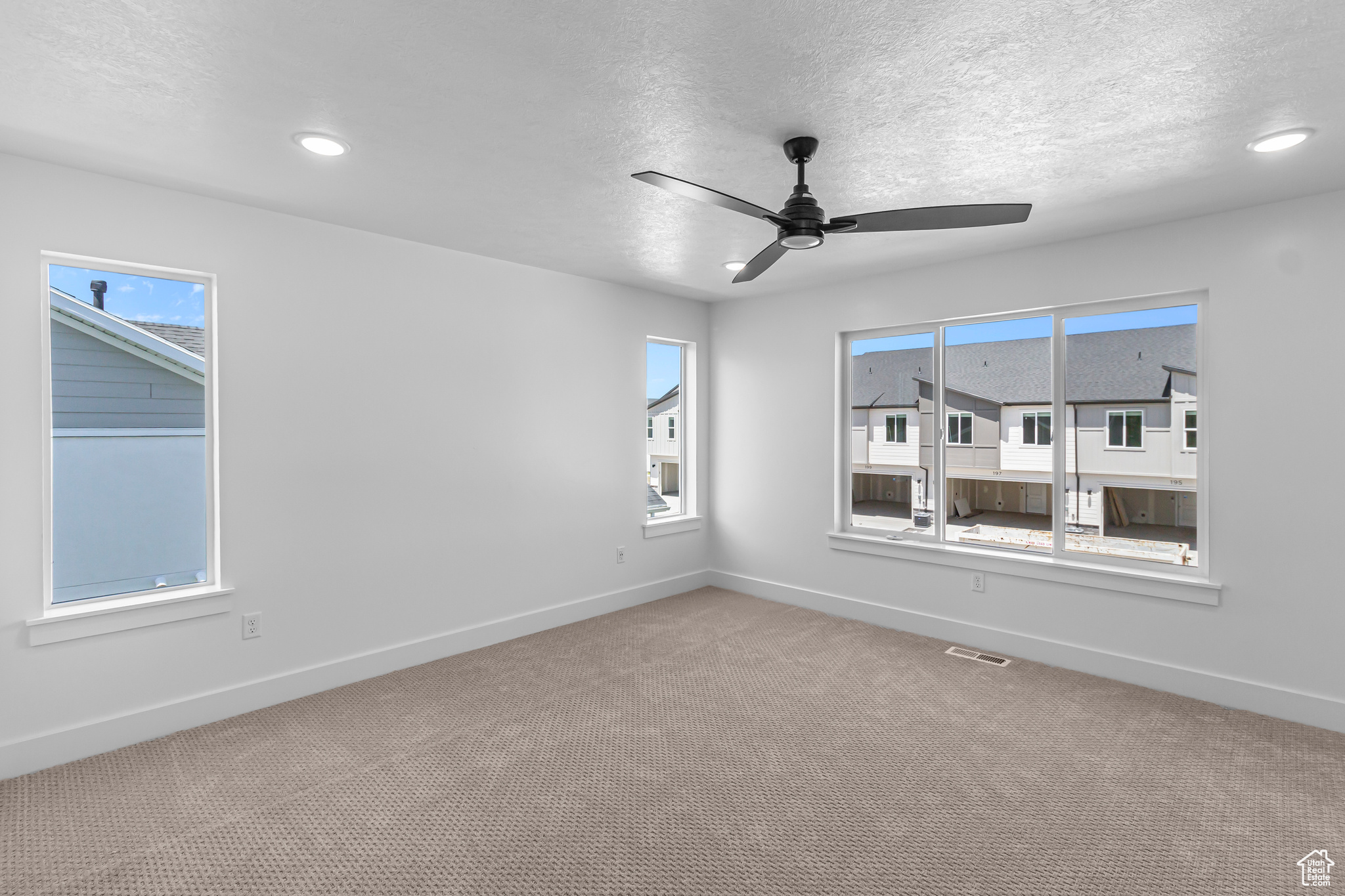 RIDGELINE PARK - Residential
