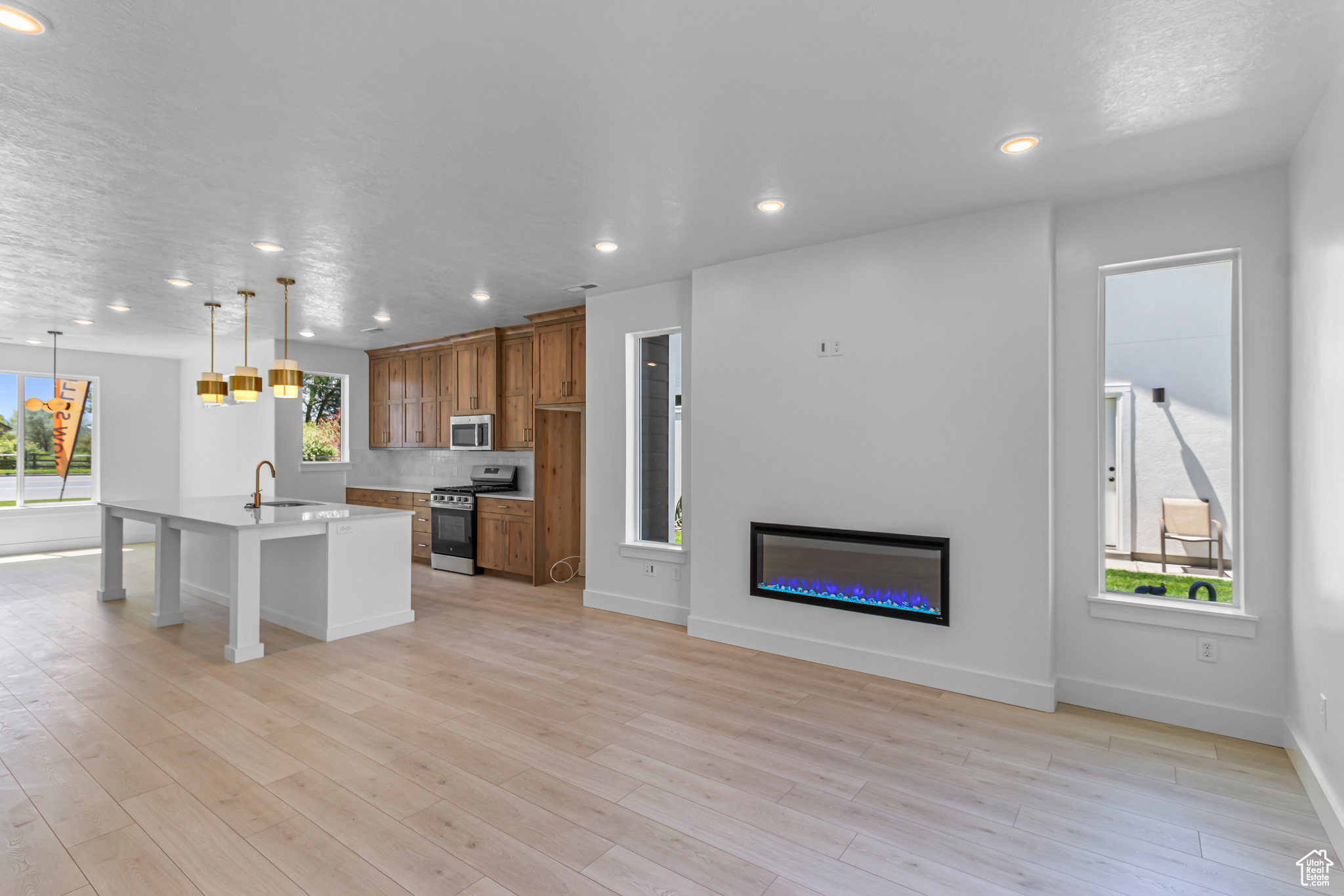 RIDGELINE PARK - Residential