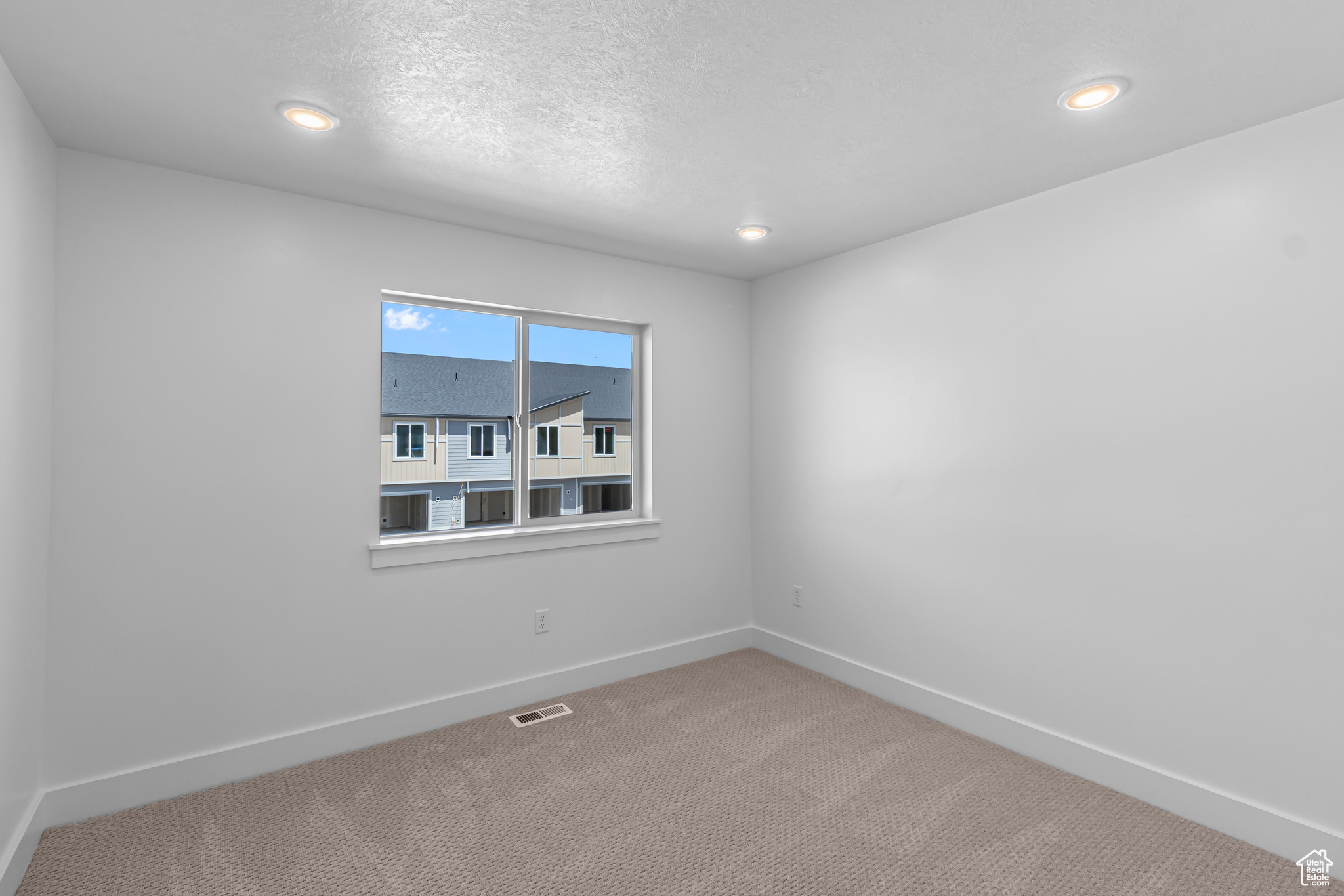 RIDGELINE PARK - Residential