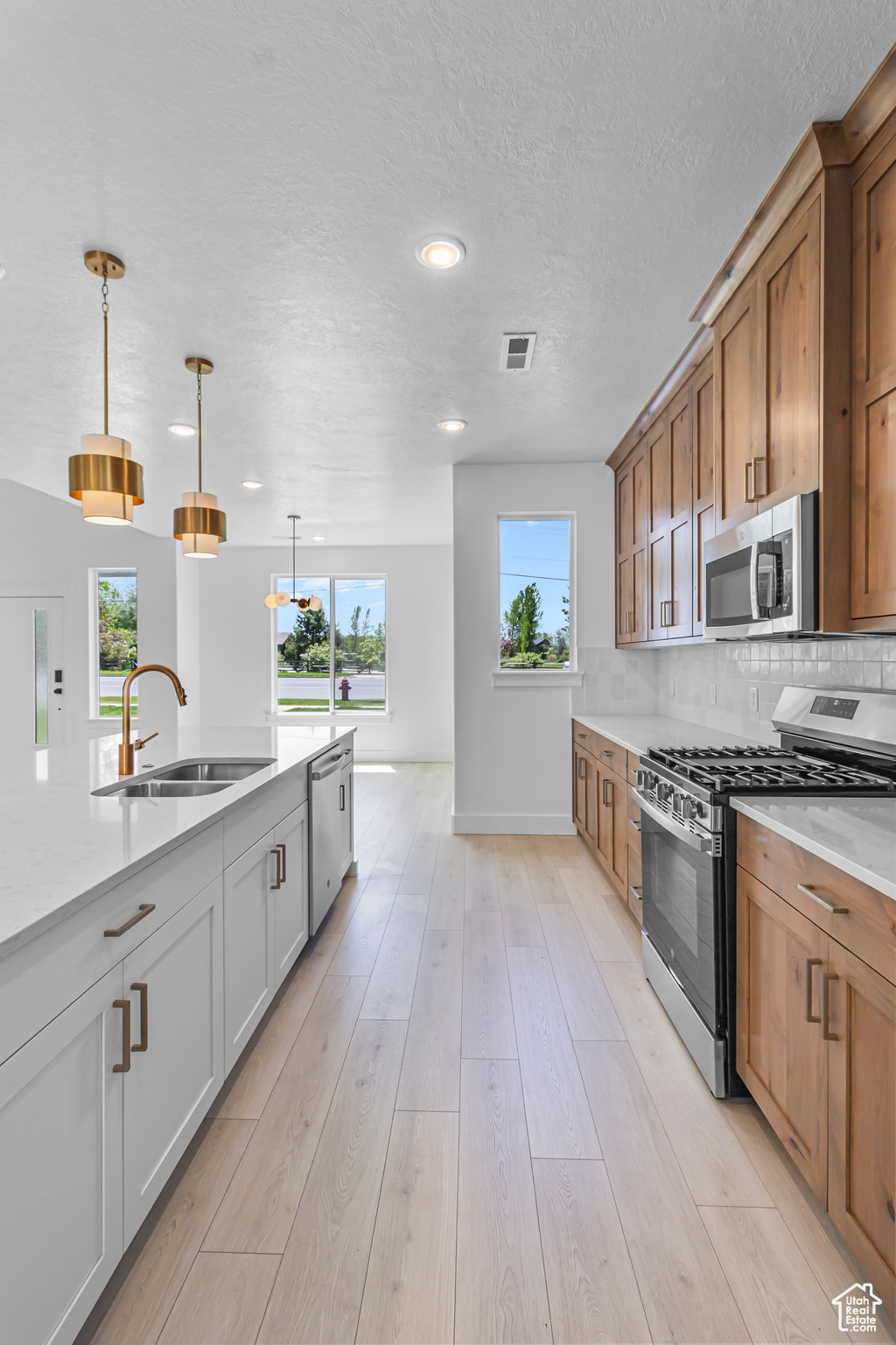 RIDGELINE PARK - Residential