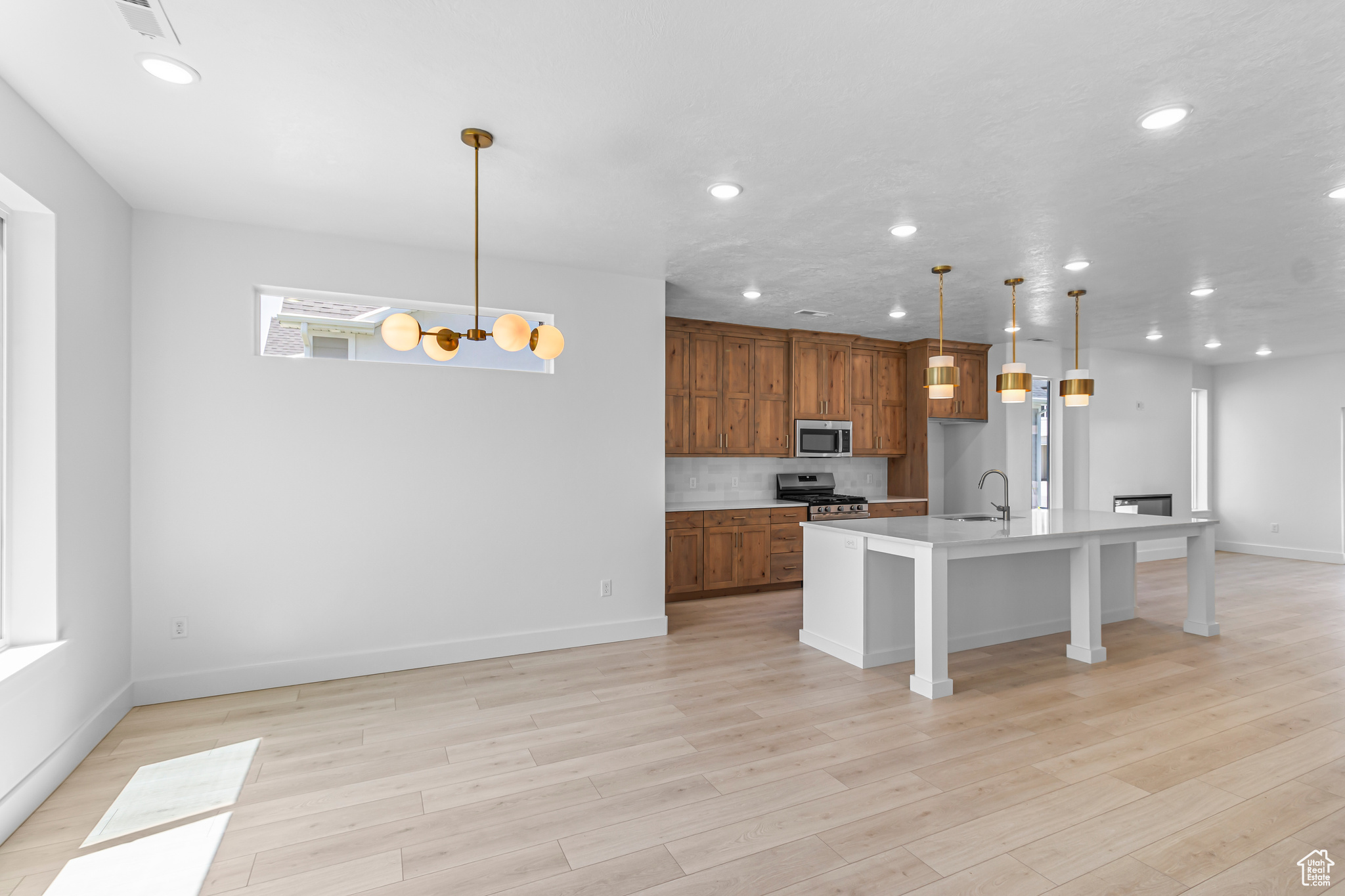 RIDGELINE PARK - Residential