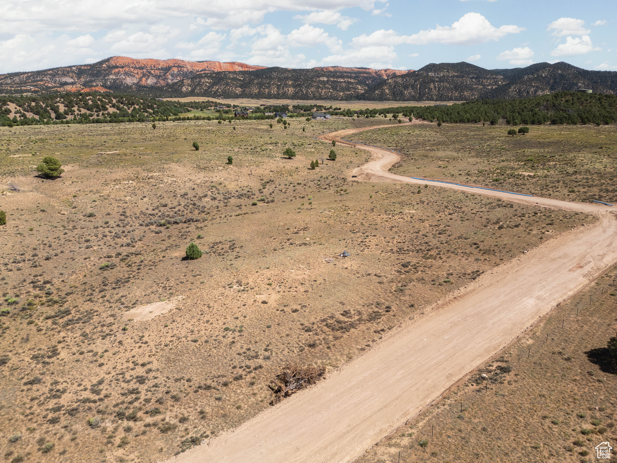 2030 E Elk Run Cir, Hatch, Utah image 6
