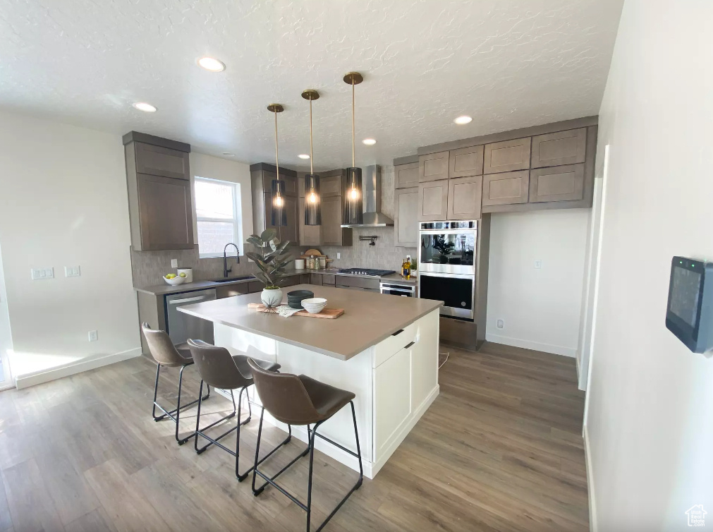 CANYON POINT - Residential