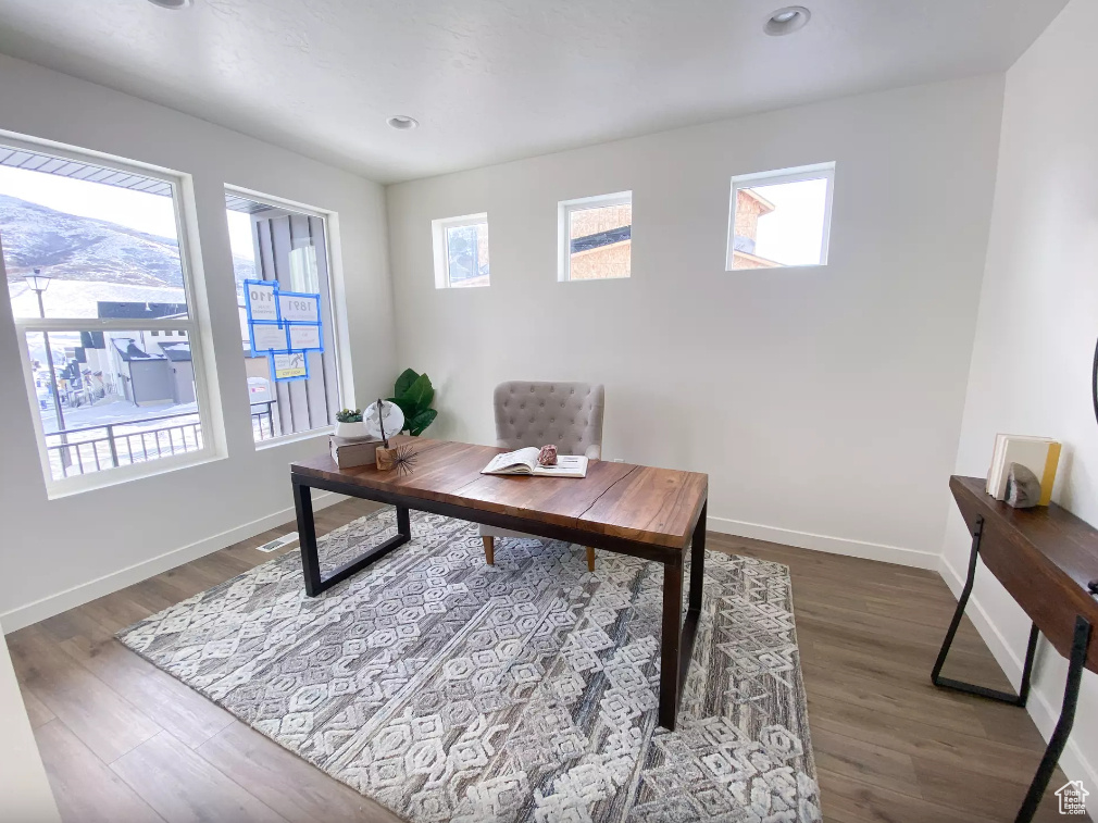 CANYON POINT - Residential