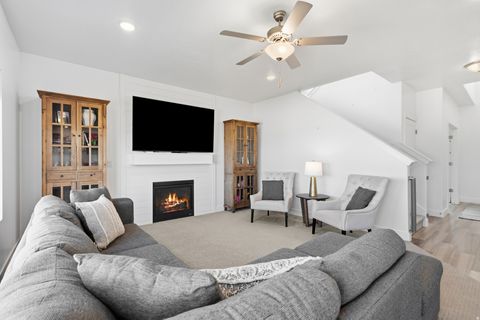 Tiny photo for 960 S 650 W, Farmington, UT 84025 (MLS # 2139779)