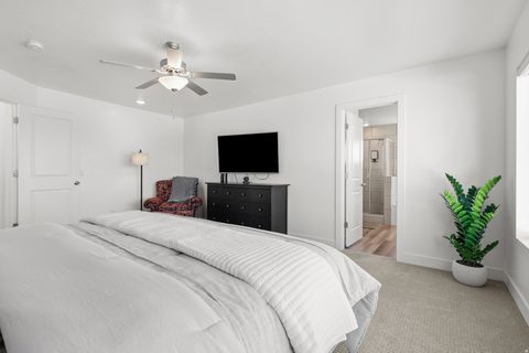 Tiny photo for 960 S 650 W, Farmington, UT 84025 (MLS # 2139779)