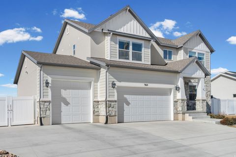 Tiny photo for 960 S 650 W, Farmington, UT 84025 (MLS # 2139779)