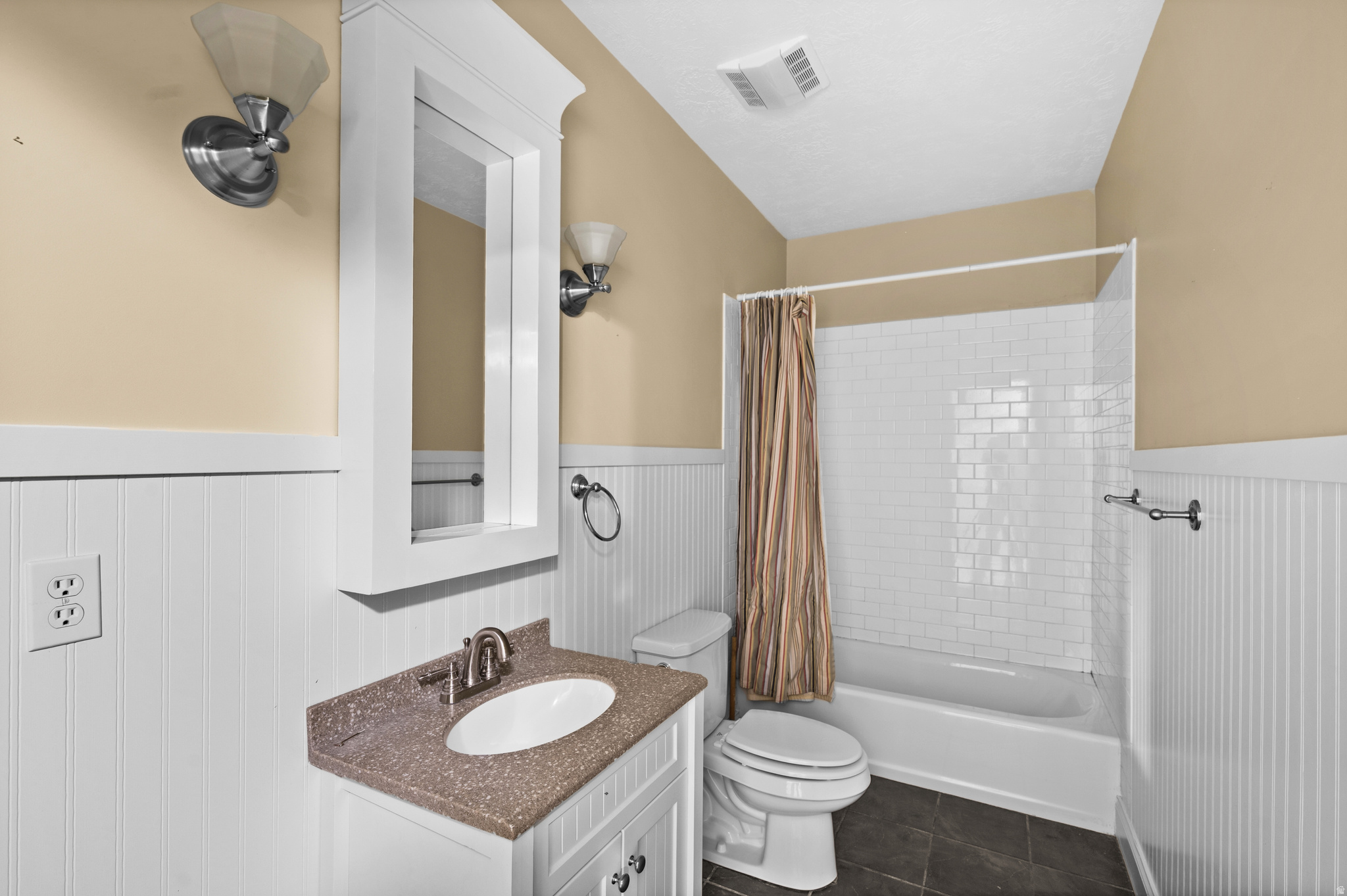 WILLOW LANE - Residential