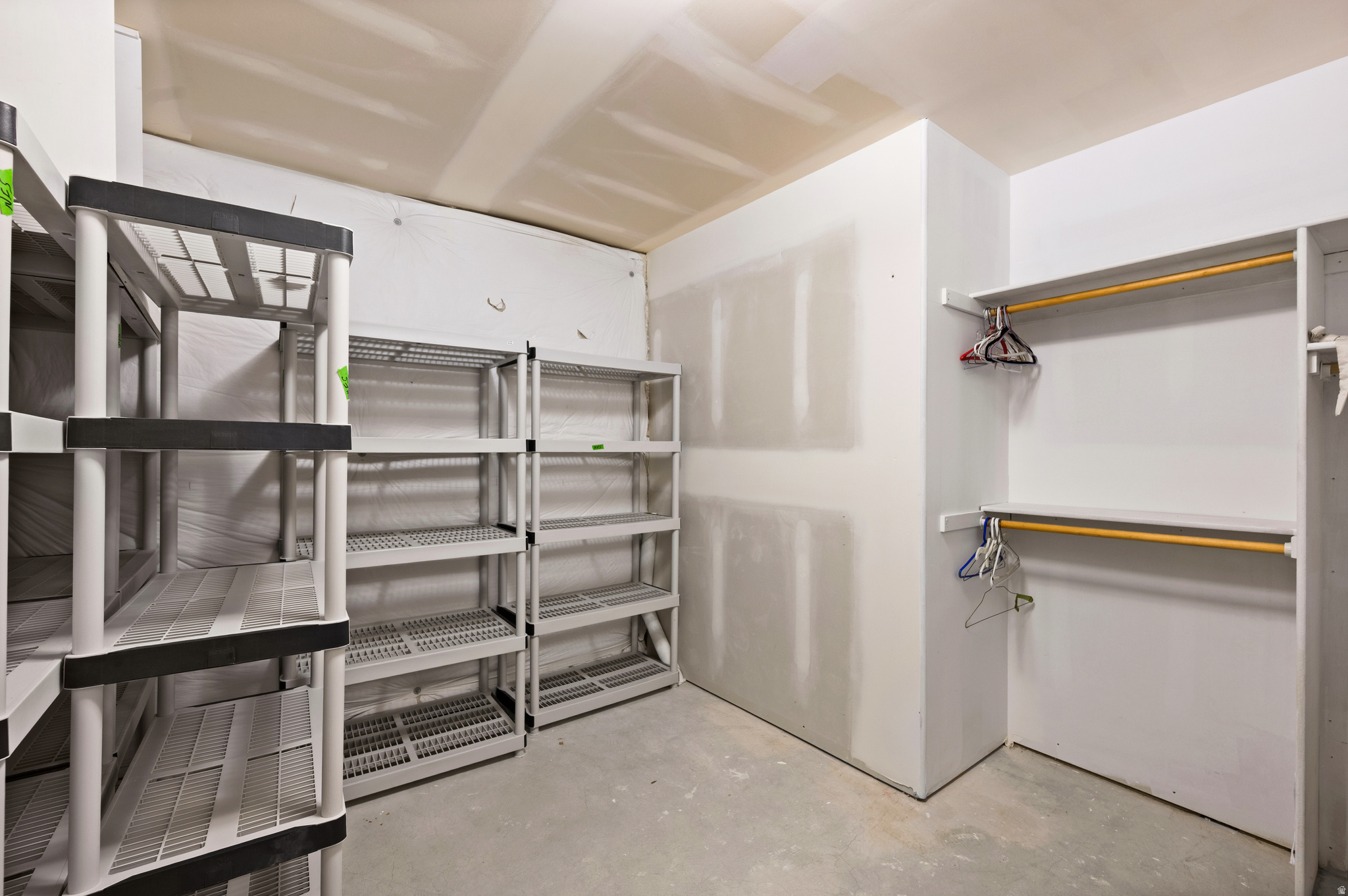 WILLOW LANE - Residential