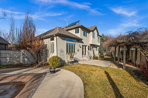Tiny photo for 2439 E WOODWILLOW CIR, Salt Lake City, UT 84109 (MLS # 2135490)