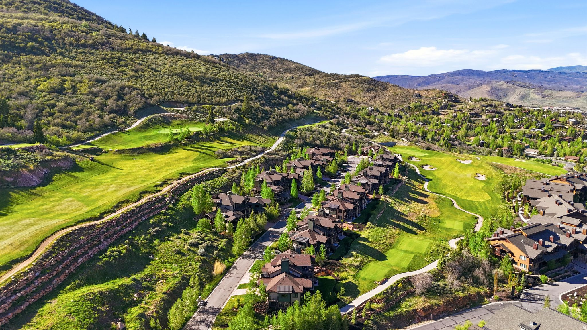 FAIRWAY SPRINGS SKI & GOLF VILLAS CONDO - Residential