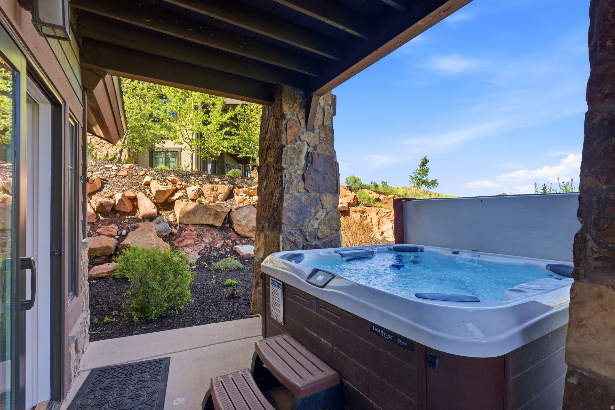 FAIRWAY SPRINGS SKI & GOLF VILLAS CONDO - Residential