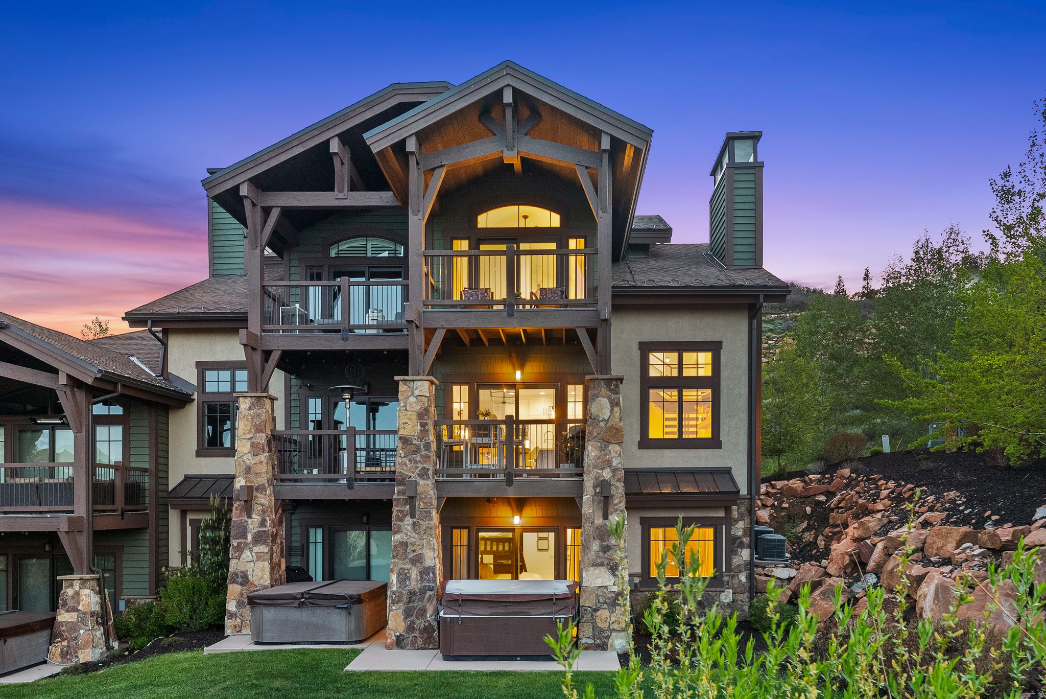 FAIRWAY SPRINGS SKI & GOLF VILLAS CONDO - Residential