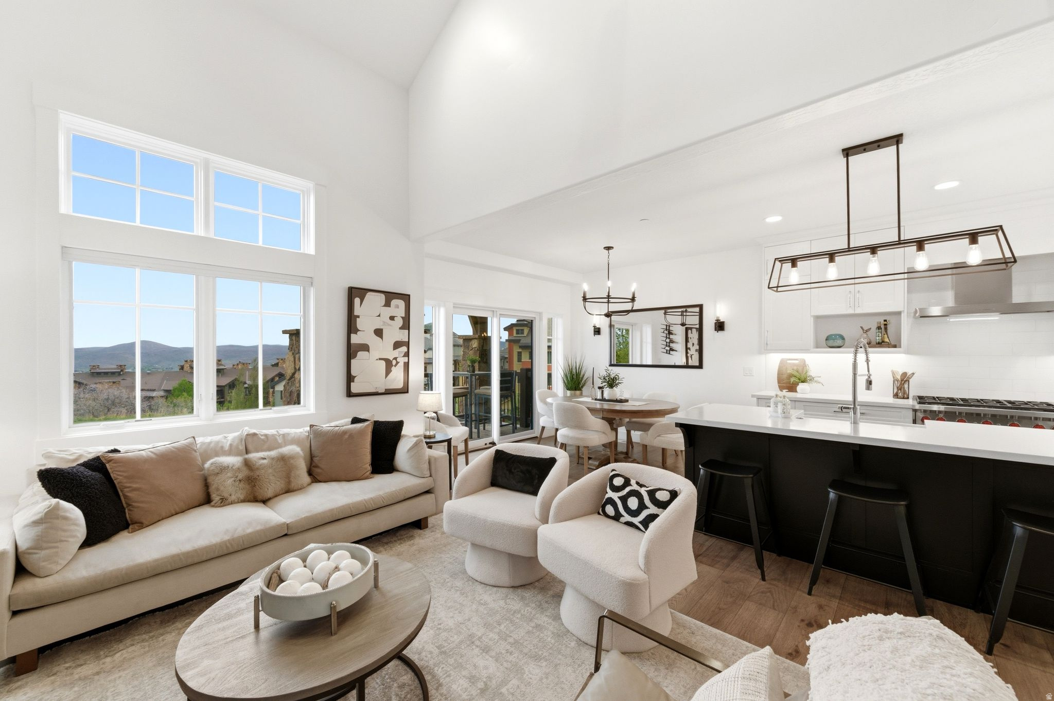 FAIRWAY SPRINGS SKI & GOLF VILLAS CONDO - Residential