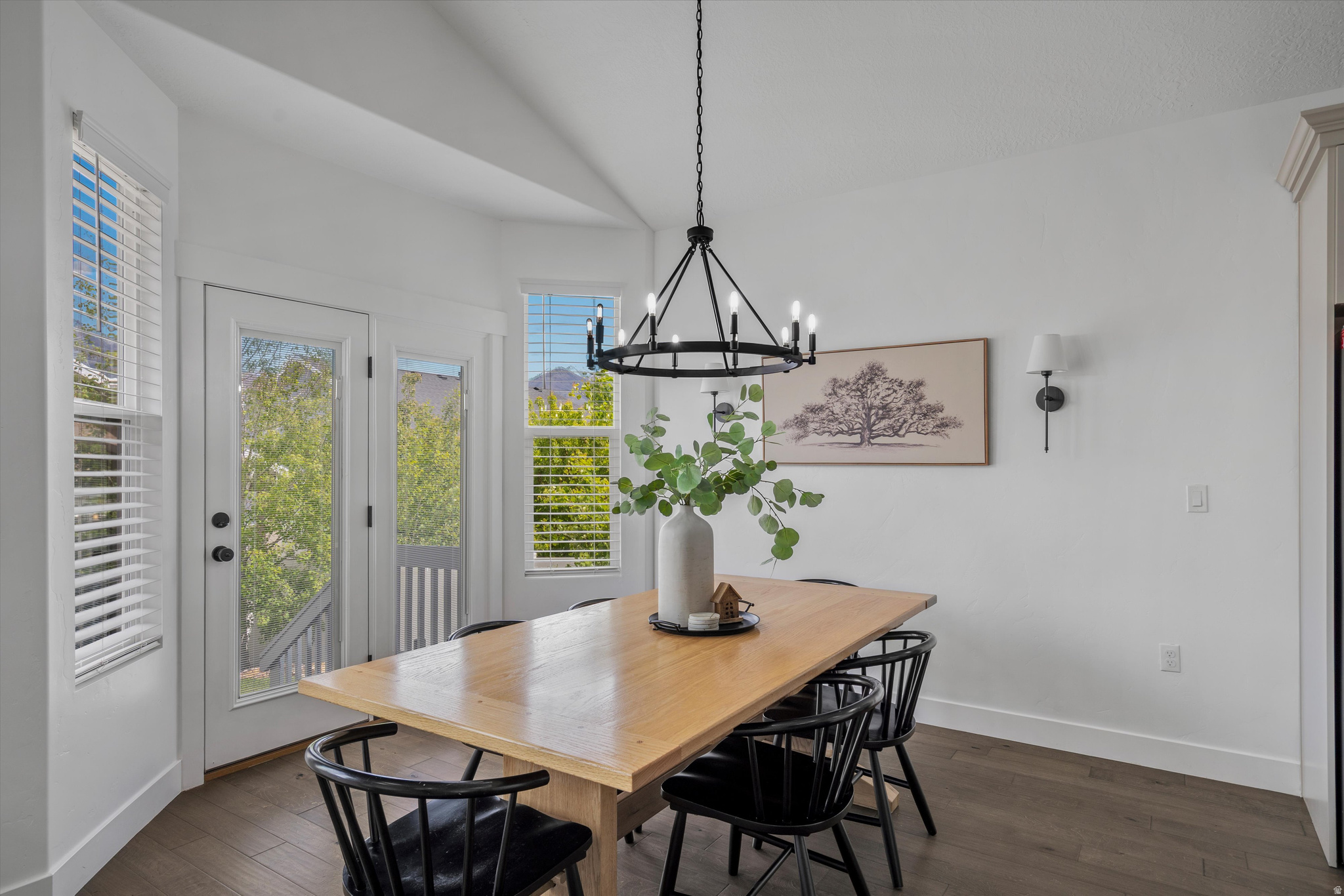 CANYON MEADOWS - Residential