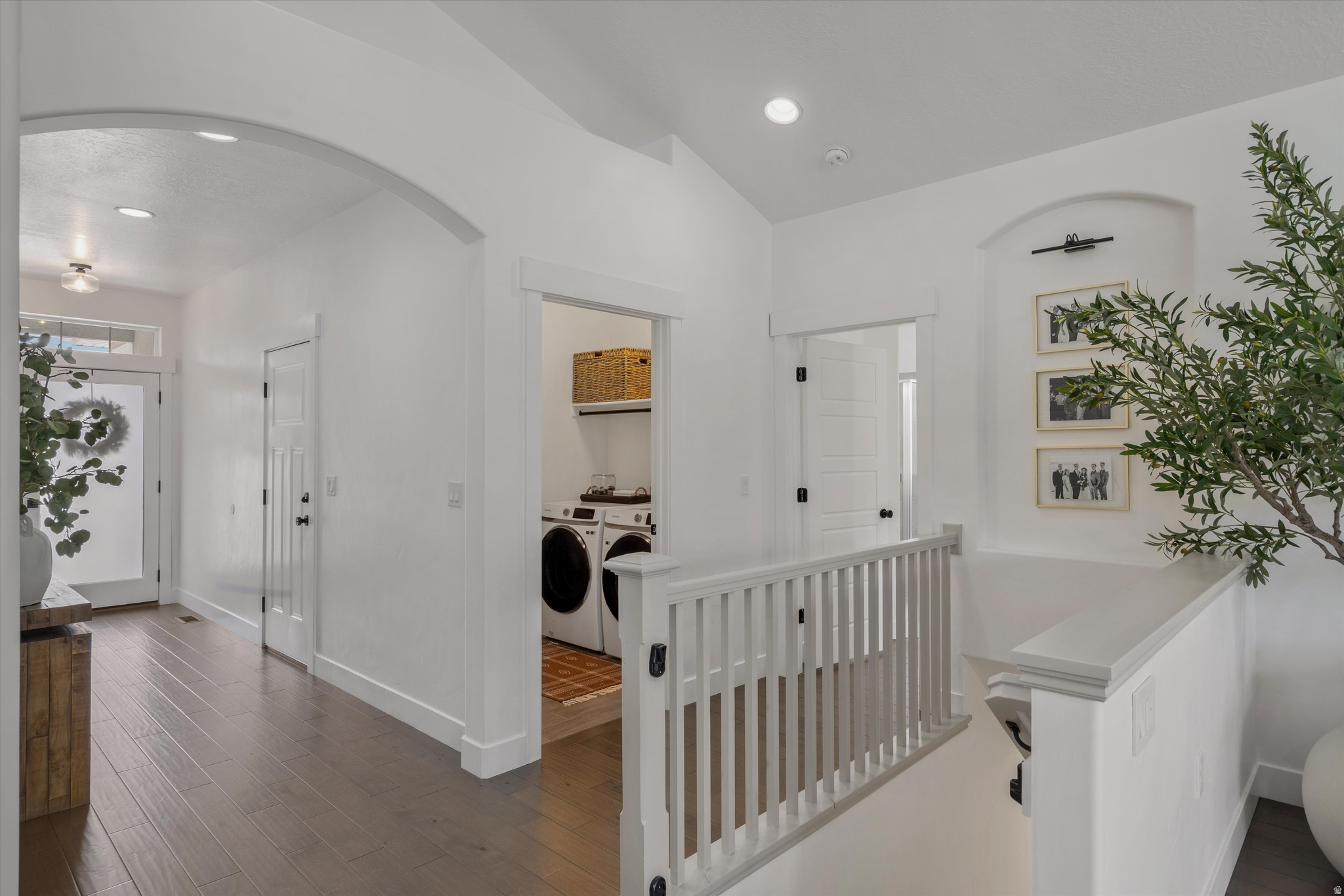 CANYON MEADOWS - Residential