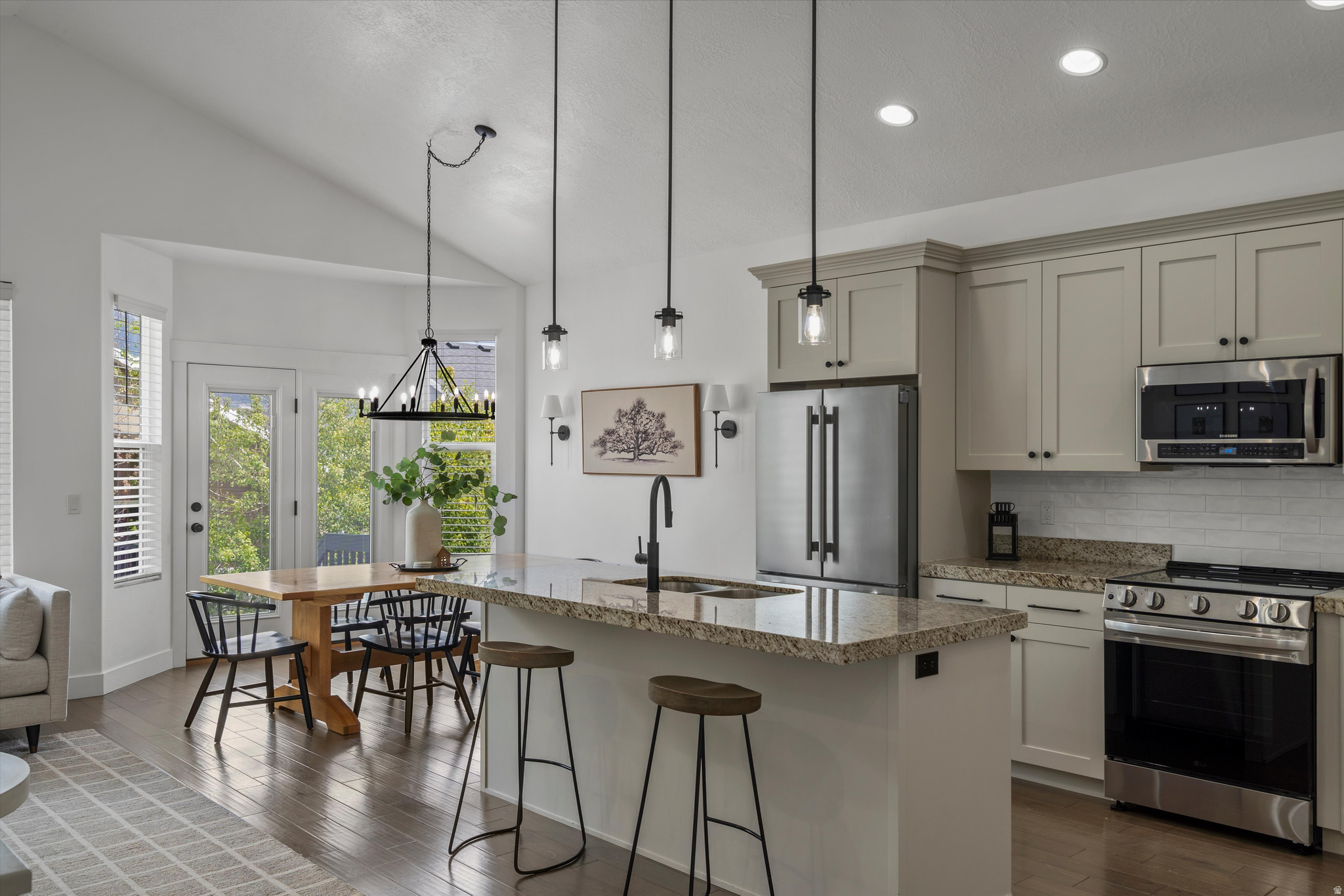 CANYON MEADOWS - Residential