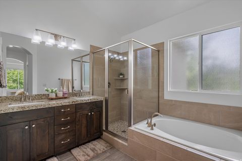 Tiny photo for 542 E PETERSEN PKWY S, South Weber, UT 84405 (MLS # 2154462)