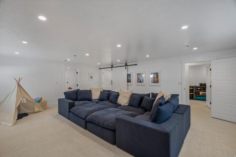 Tiny photo for 542 E PETERSEN PKWY S, South Weber, UT 84405 (MLS # 2154462)