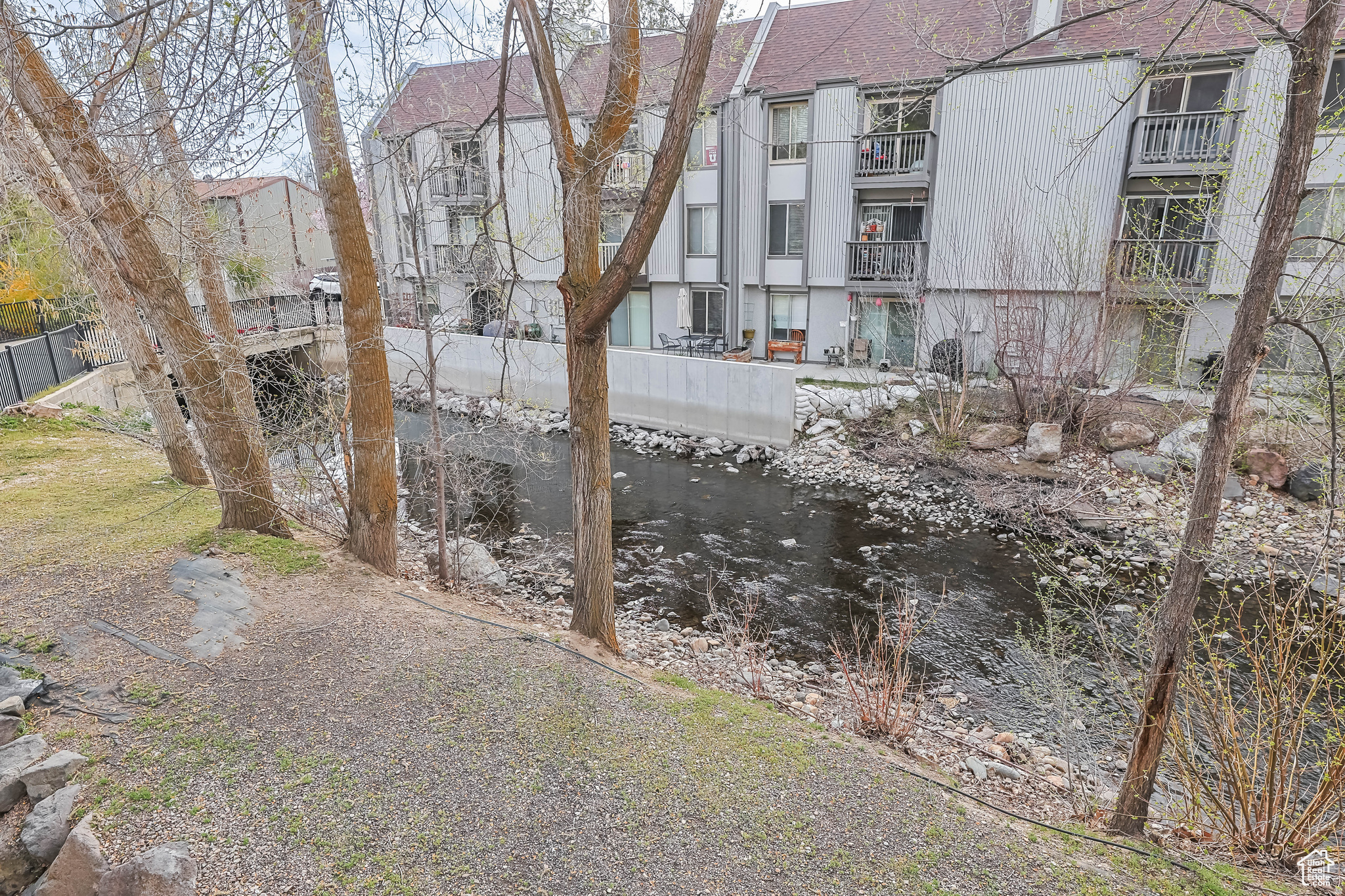 WILLOW BROOK - Residential