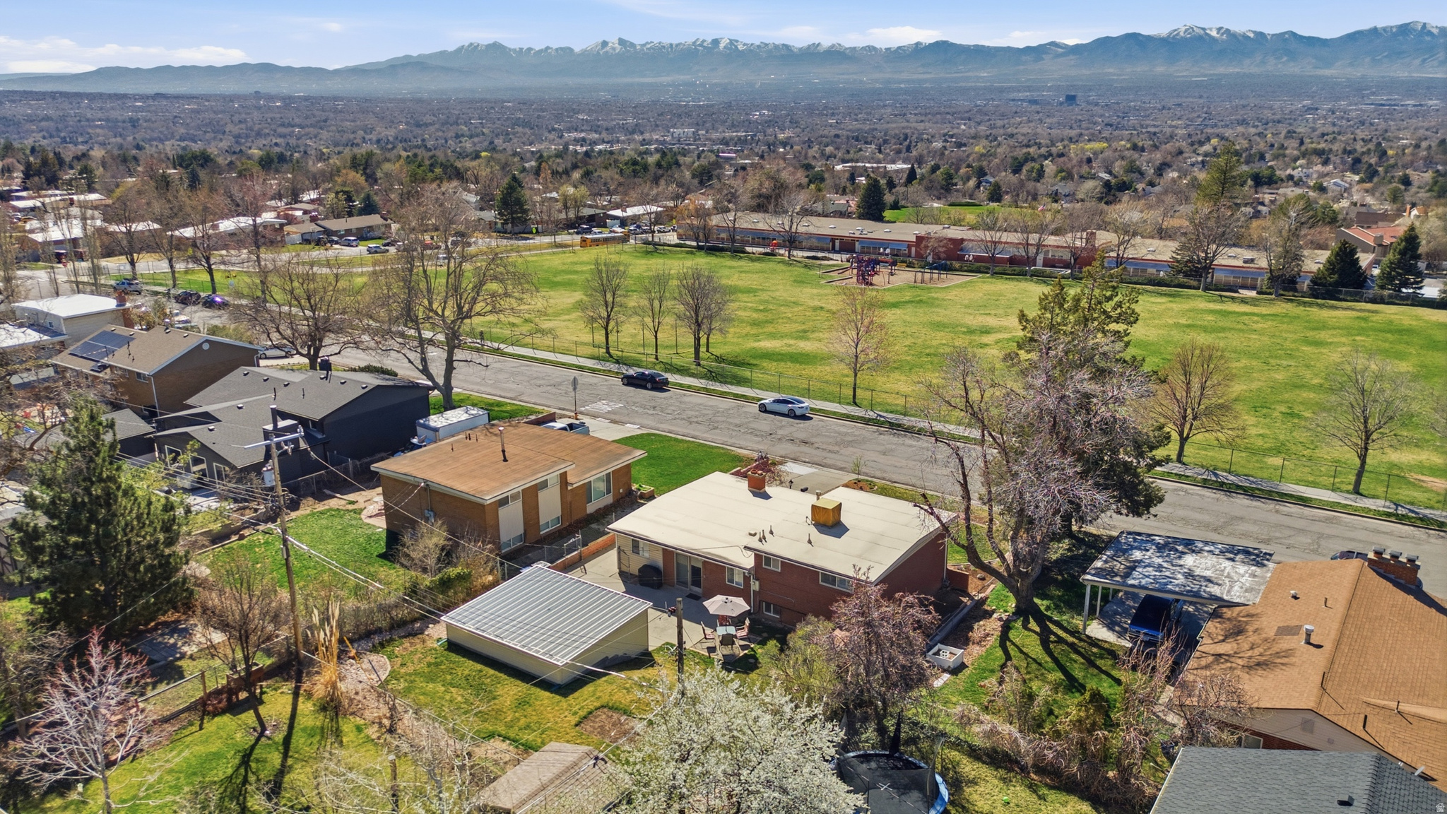 MAJESTIC HEI - Residential