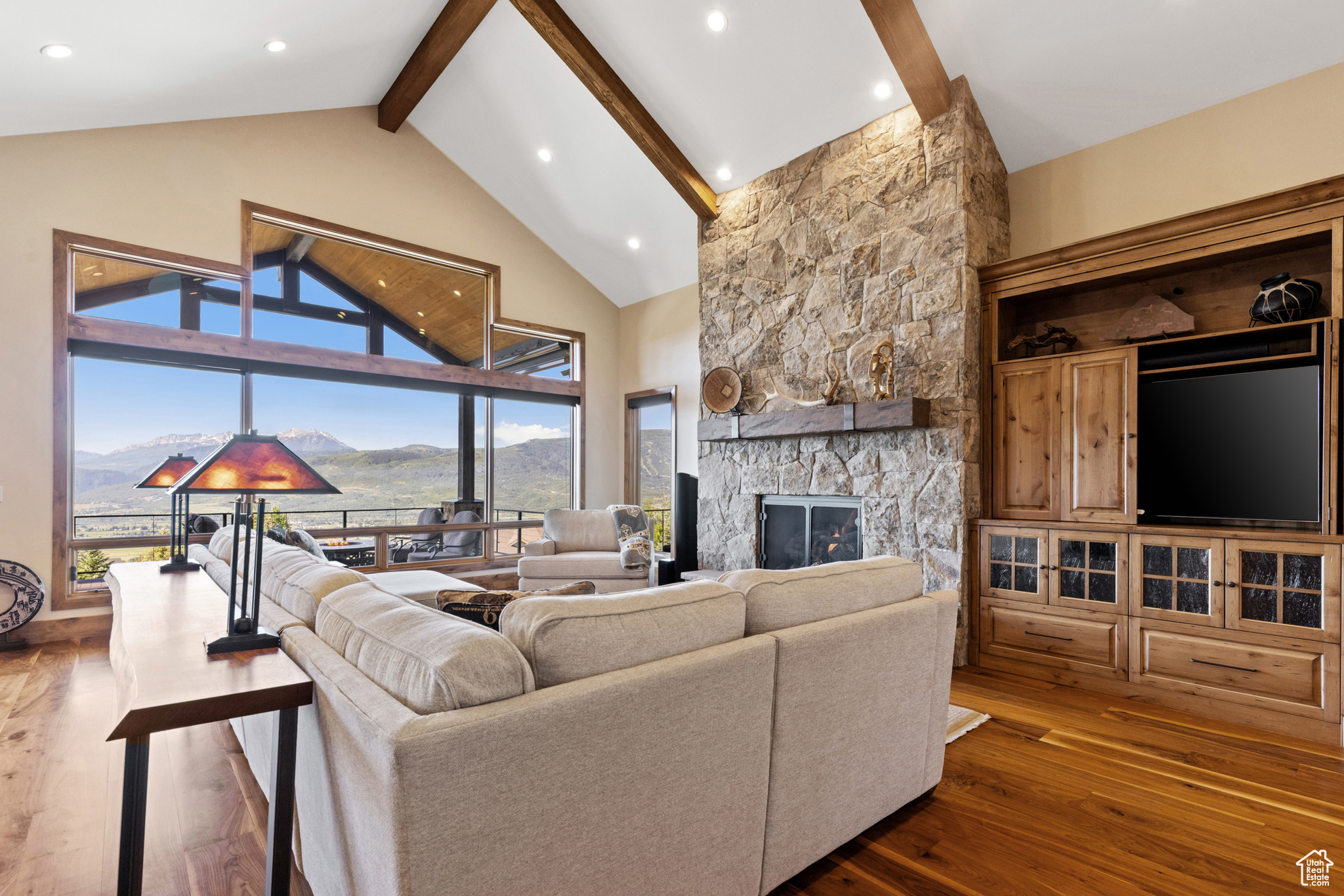 THE HIGHLANDS AT WOLF CREEK - Residential