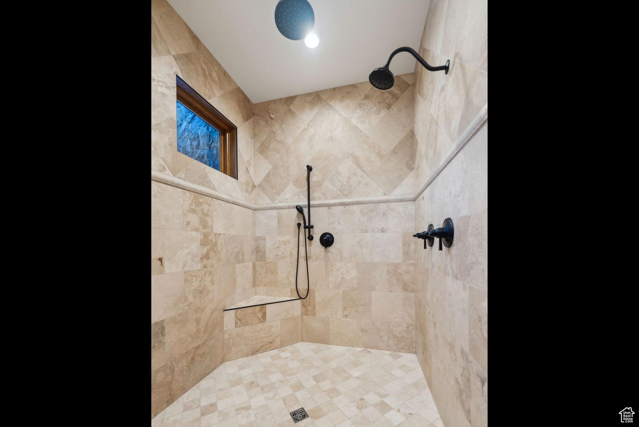 THE HIGHLANDS AT WOLF CREEK - Residential