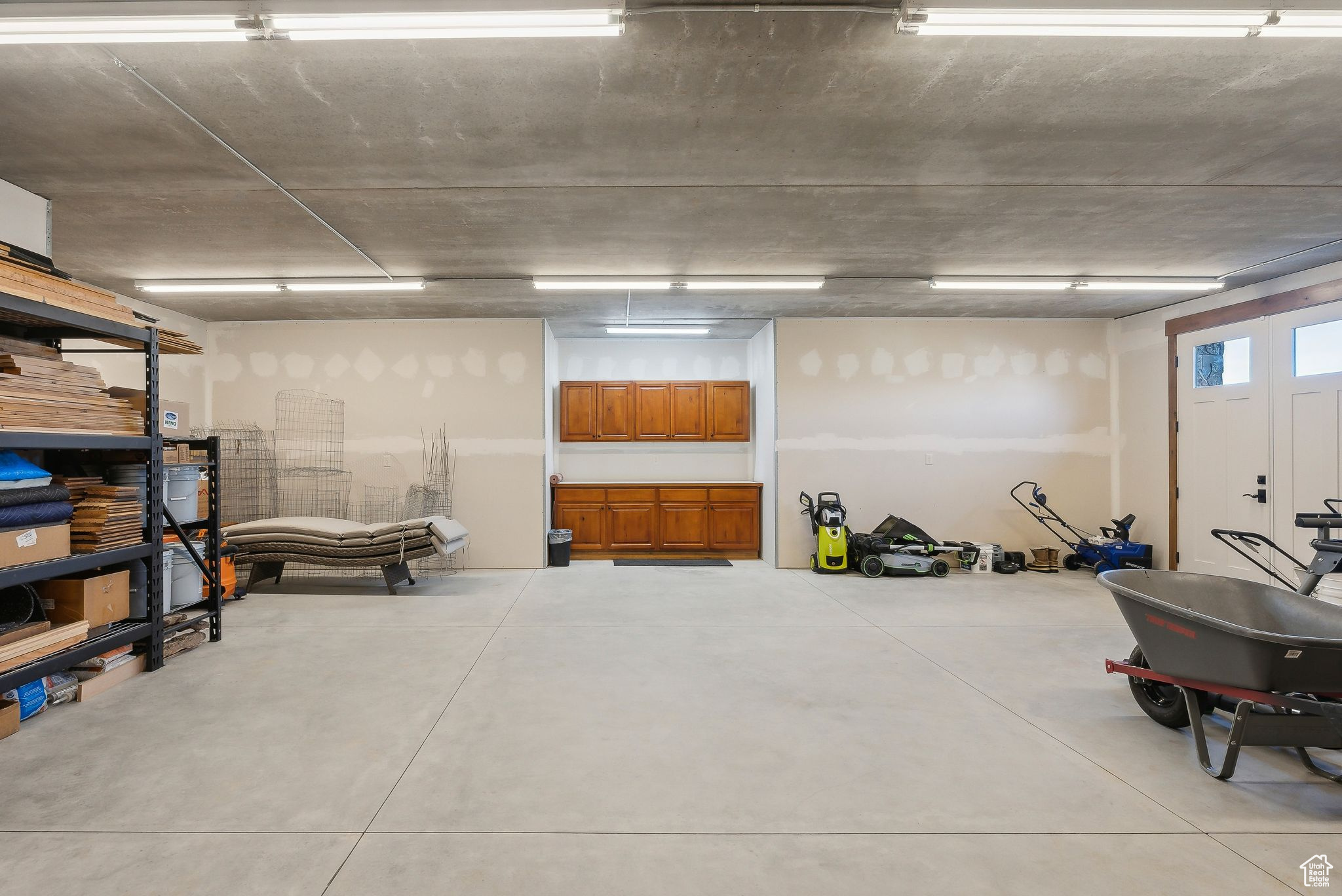 THE HIGHLANDS AT WOLF CREEK - Residential