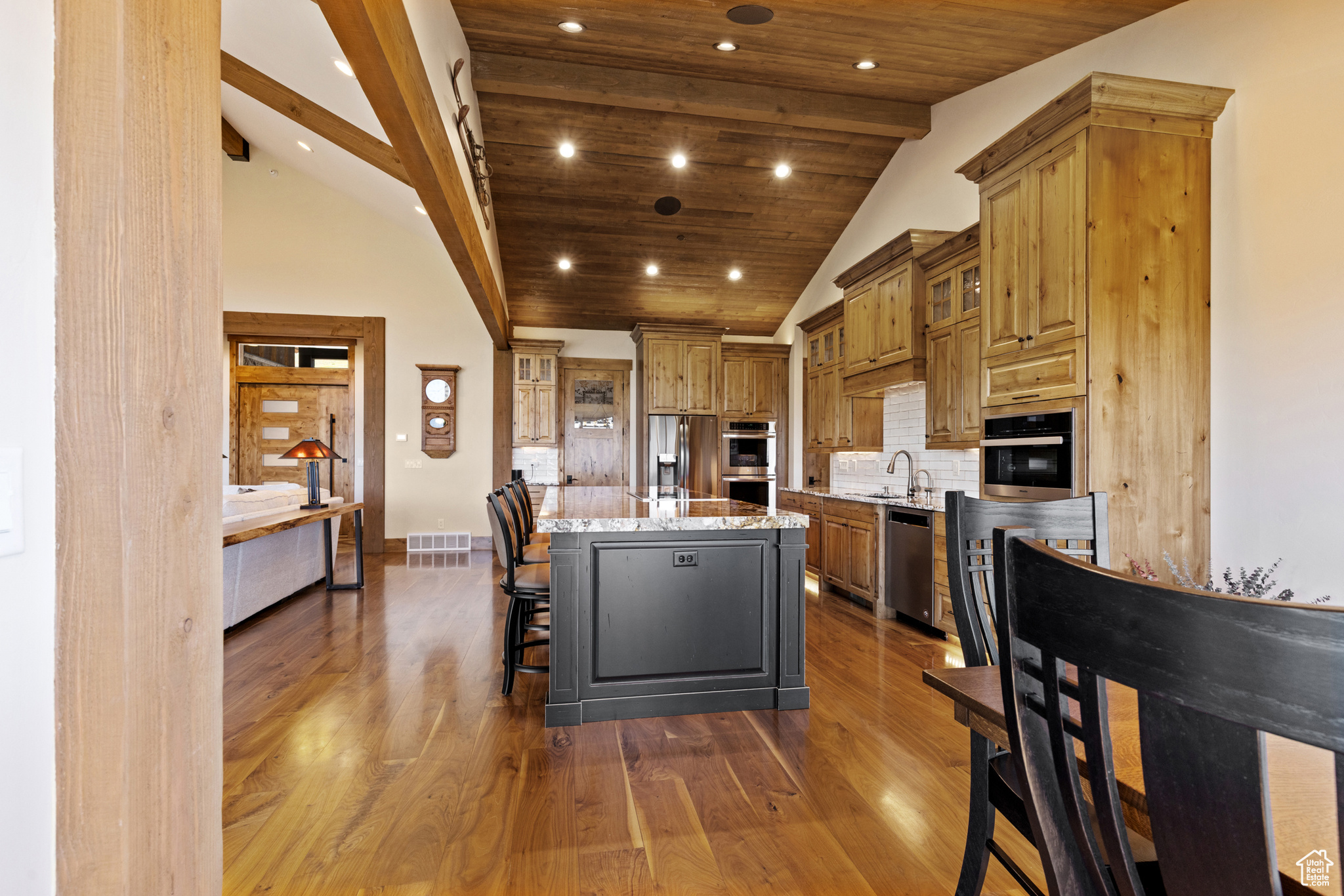 THE HIGHLANDS AT WOLF CREEK - Residential