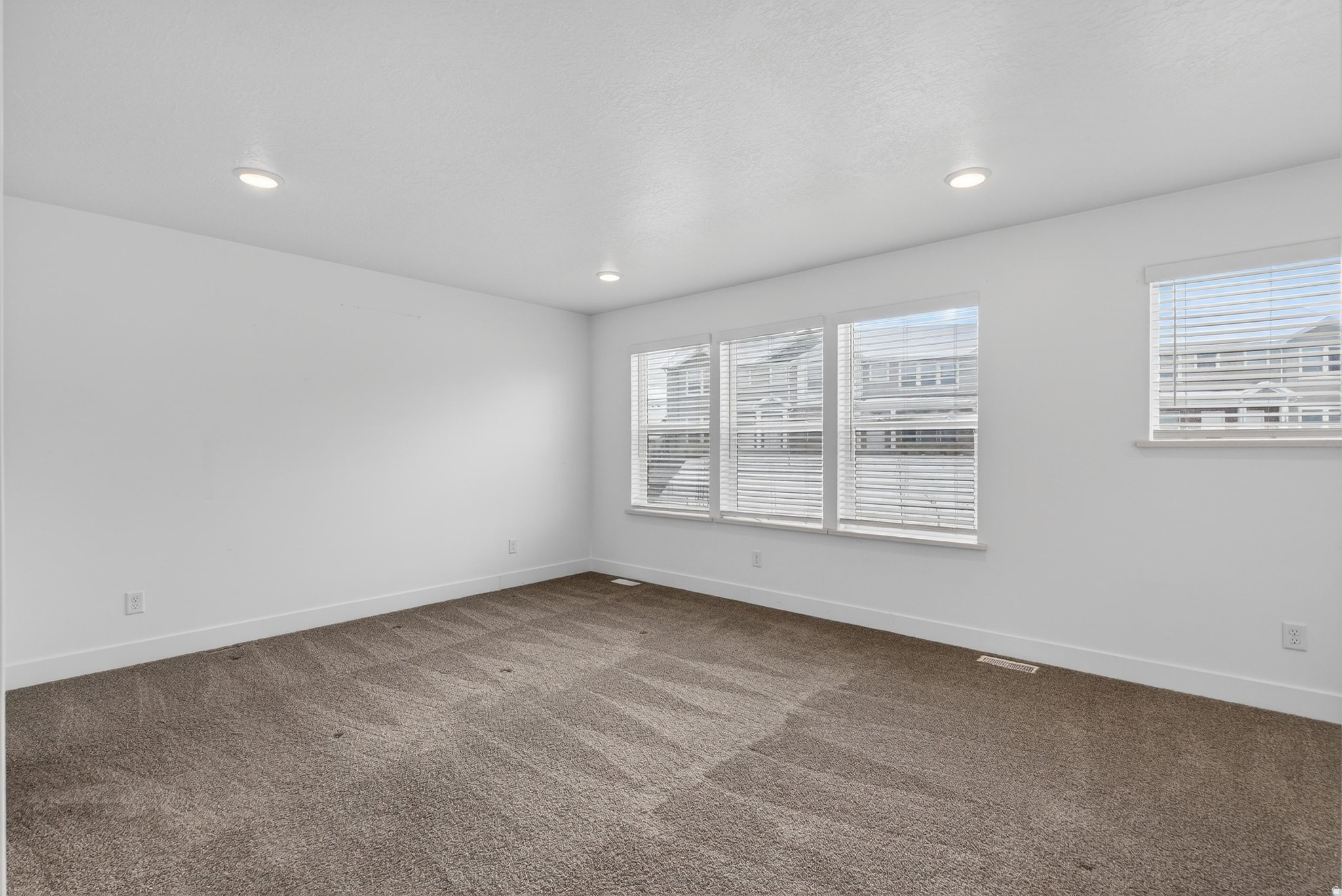 JUNIPER SPRINGS - Residential