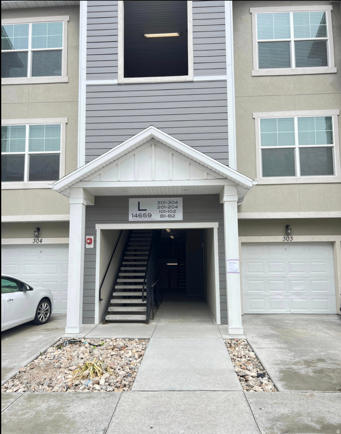 SADDLEBROOK - Residential Lease