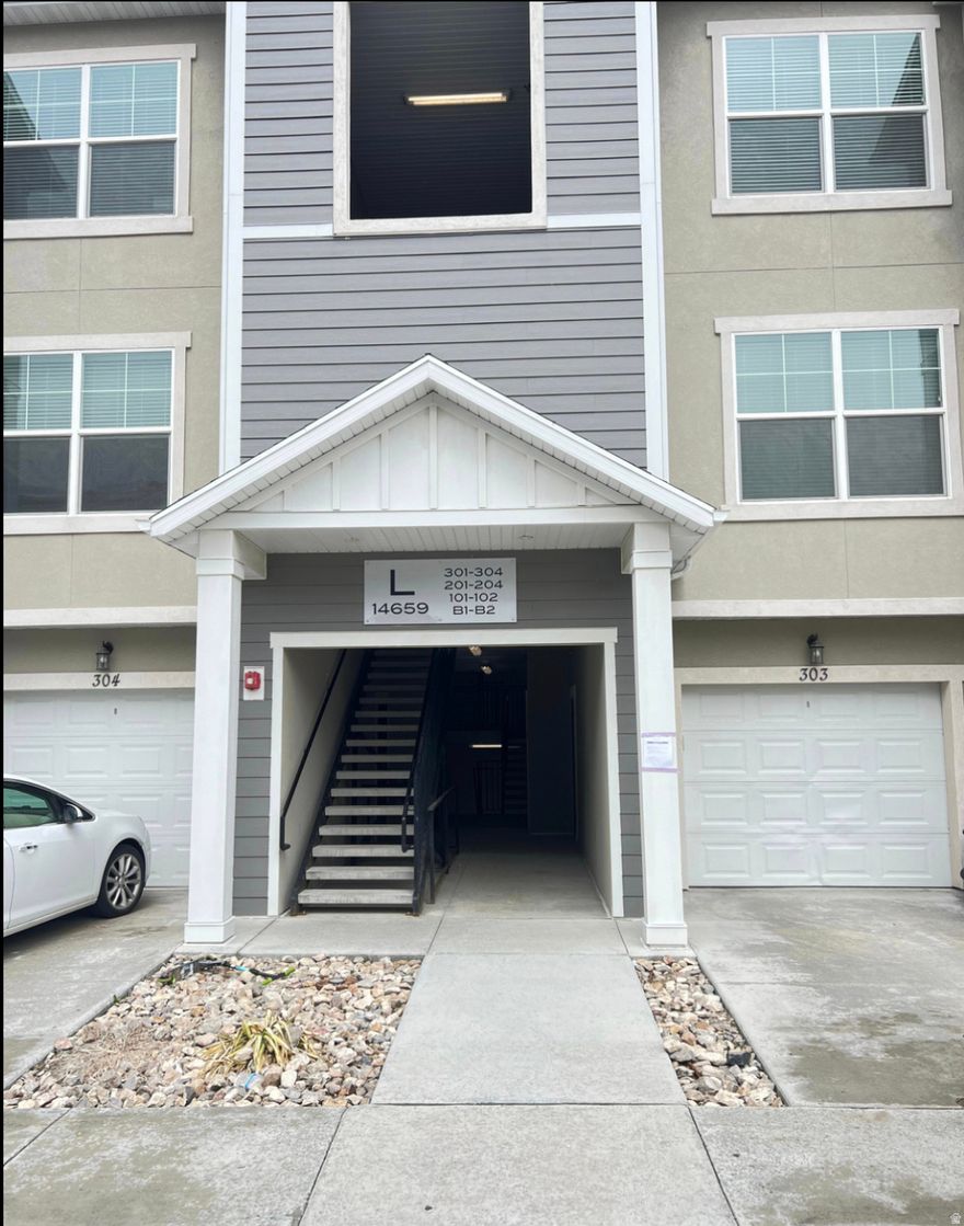 Located off of Mountain View Corridor near the Mountain View village, it allows residents to enjoy quick accessibility and commuting. This beautiful, elevated location provides an opportunity for better air quality, and breathtaking views of the Salt Lake Valley. With The mountain view village located only minutes away, take advantage of the amenities and dining opportunities close by. this condo features 3 bedrooms 2 bathrooms clubhouse and community pool.