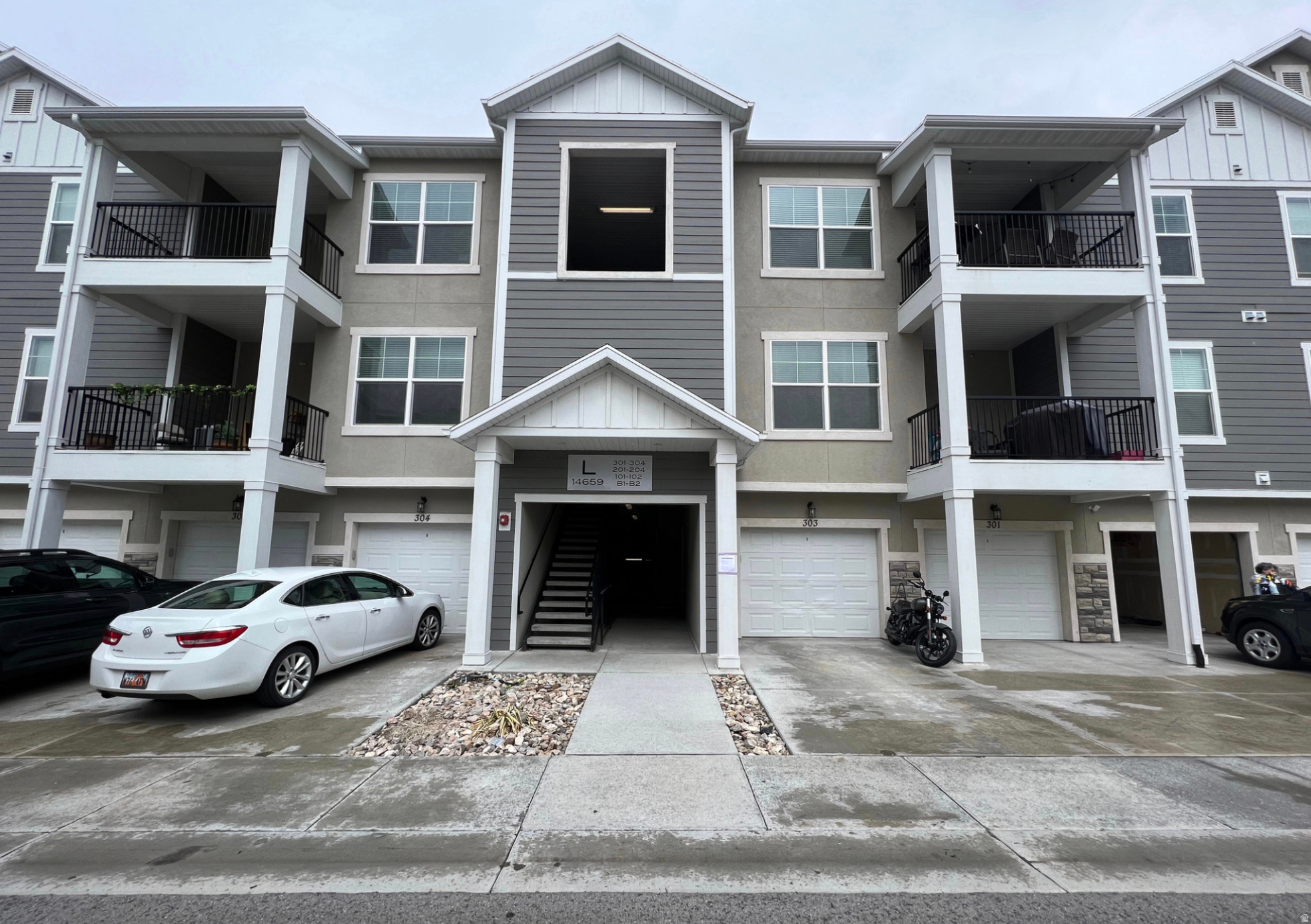 SADDLEBROOK - Residential Lease