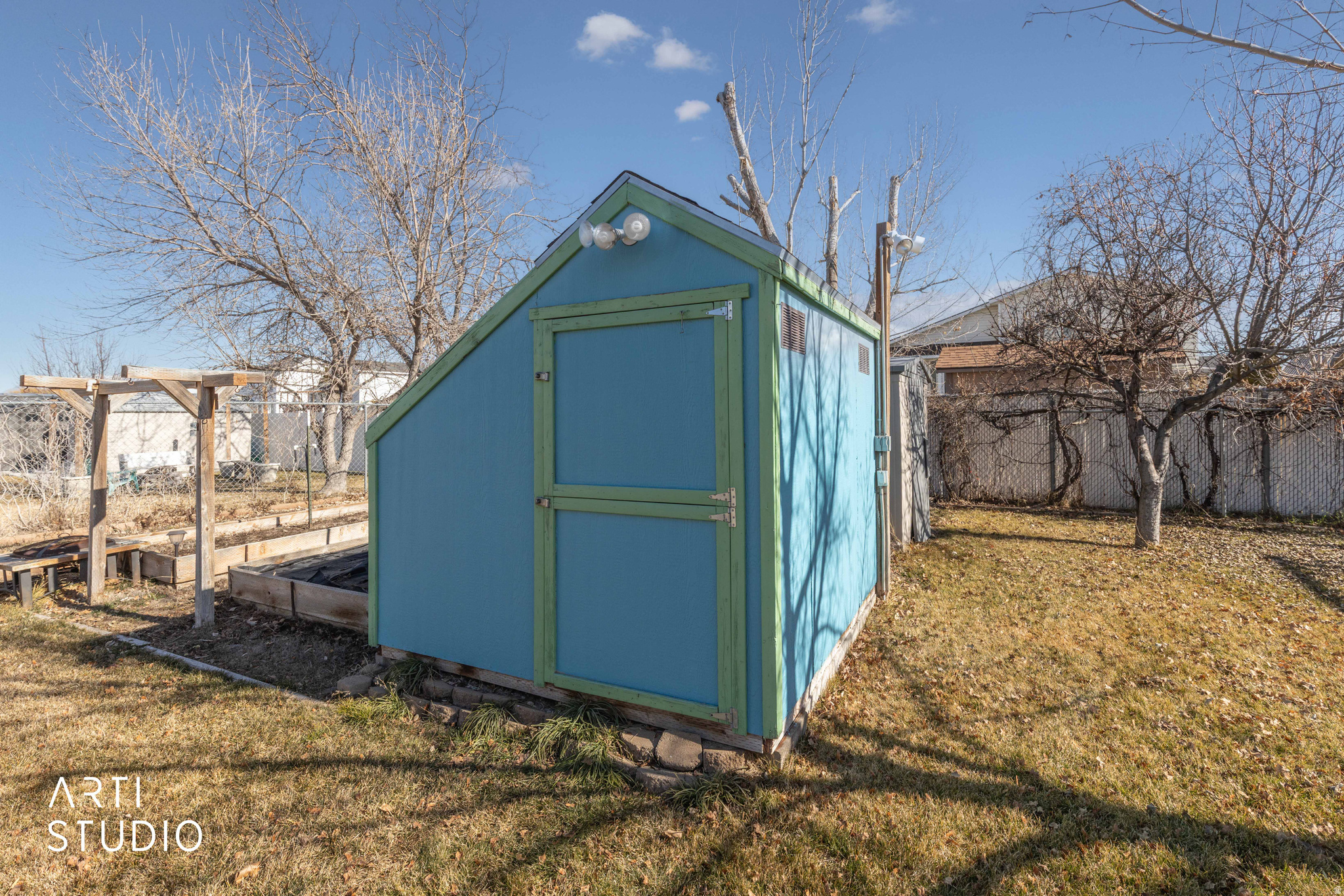 PLEASANT MEADOWS - Residential