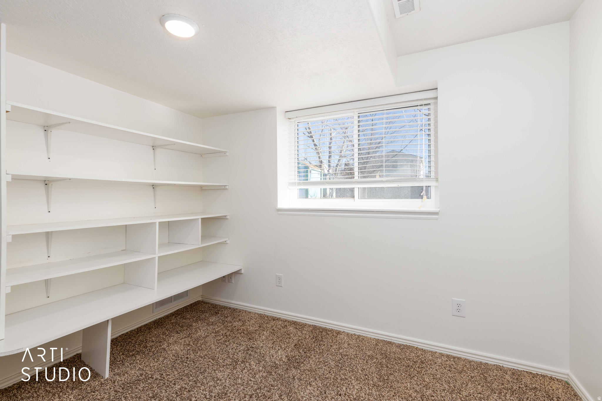 PLEASANT MEADOWS - Residential