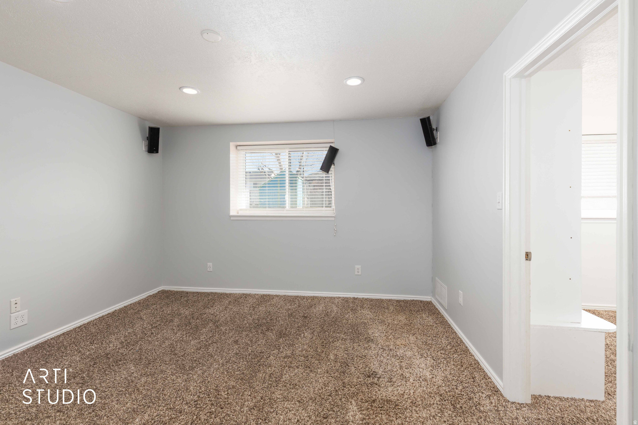 PLEASANT MEADOWS - Residential