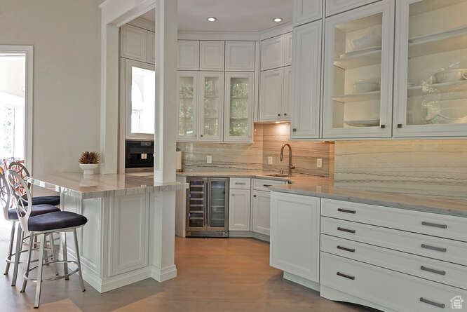 Sandy, Utah 84092, United States, 5 Bedrooms Bedrooms, ,6 BathroomsBathrooms,Residential,Active,224674