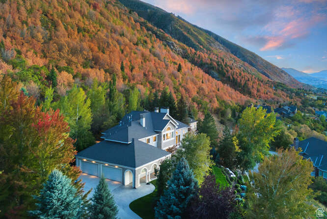 Sandy, Utah 84092, United States, 5 Bedrooms Bedrooms, ,6 BathroomsBathrooms,Residential,Active,224674