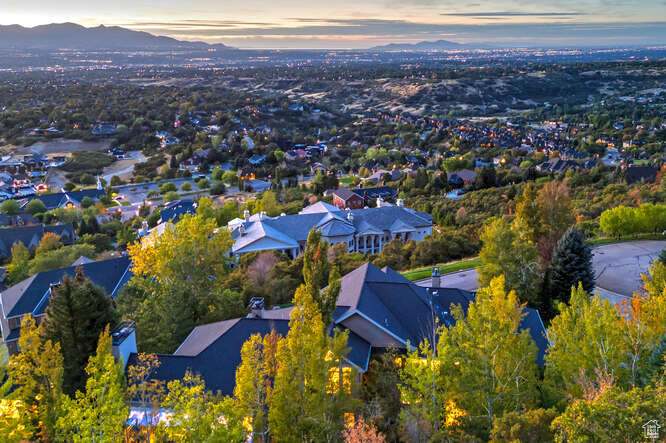 Sandy, Utah 84092, United States, 5 Bedrooms Bedrooms, ,6 BathroomsBathrooms,Residential,Active,224674