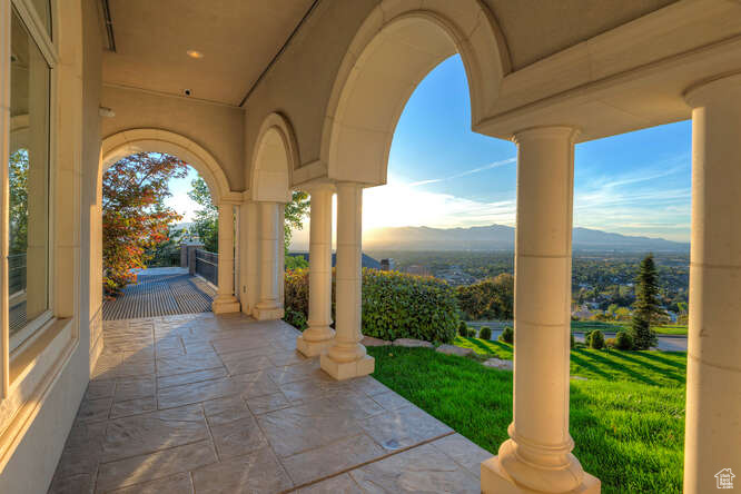 Sandy, Utah 84092, United States, 5 Bedrooms Bedrooms, ,6 BathroomsBathrooms,Residential,Active,224674