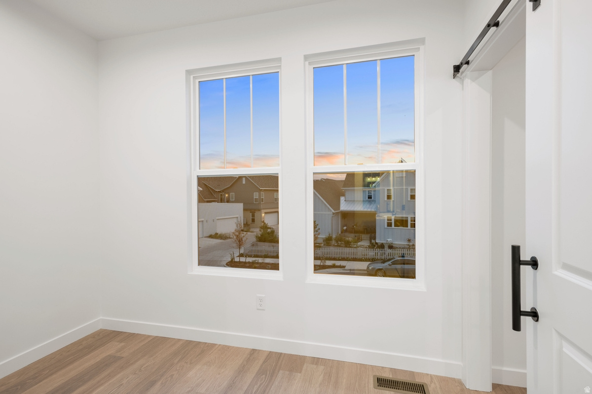 DAYBREAK - Residential