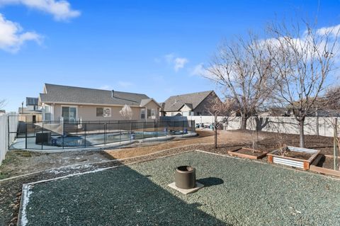 Tiny photo for 1398 N 2475 W, Clinton, UT 84015 (MLS # 2132491)